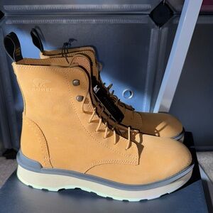 SOREL Women's Hi-Line Lace Waterproof Boots - Geo Yellow, Jet - Women's 9